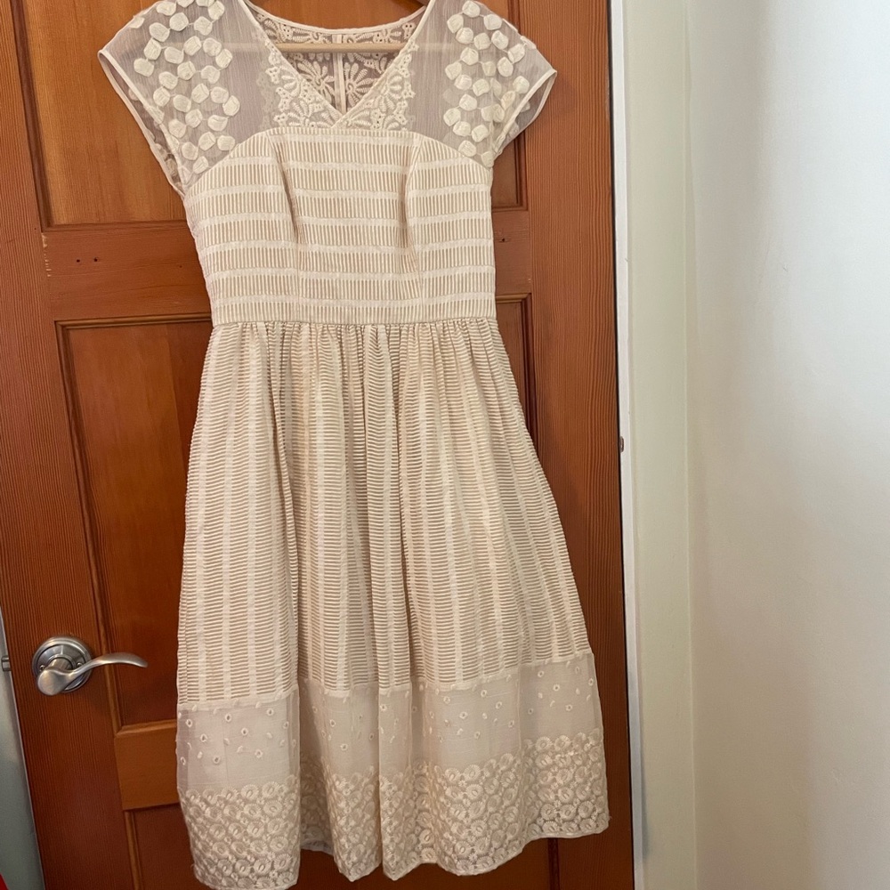 Moulinette Soeurs Ivory Dress - Anthropologie size 2